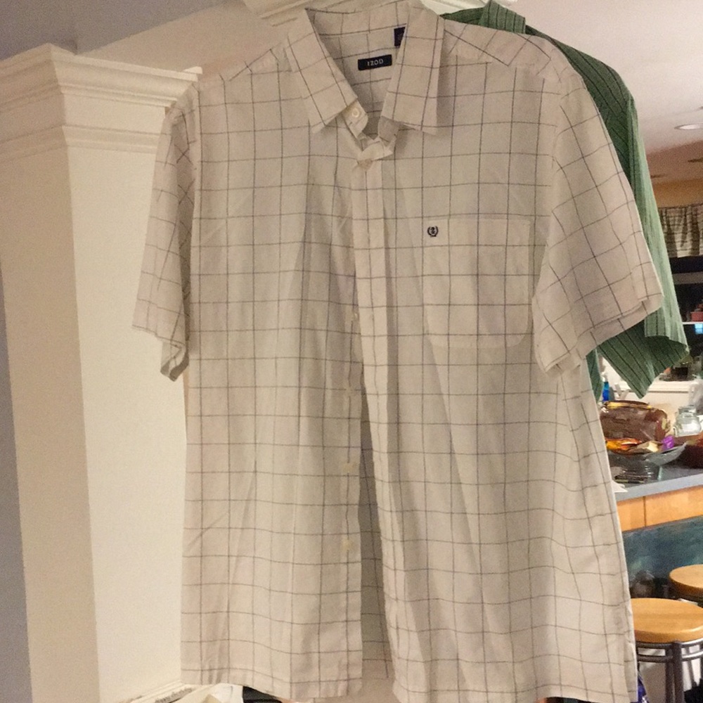 IZOD shirt
